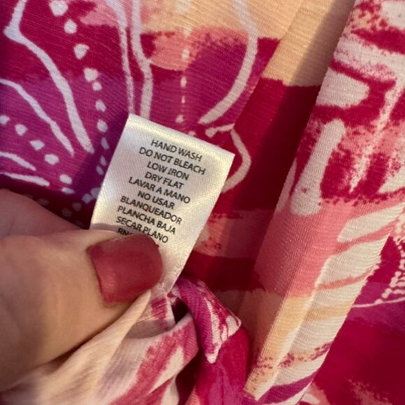 ❤️NWT PERFECT for SUMMER  PINK PRINT TOP  MEDIUM    #G - Picture 7 of 8